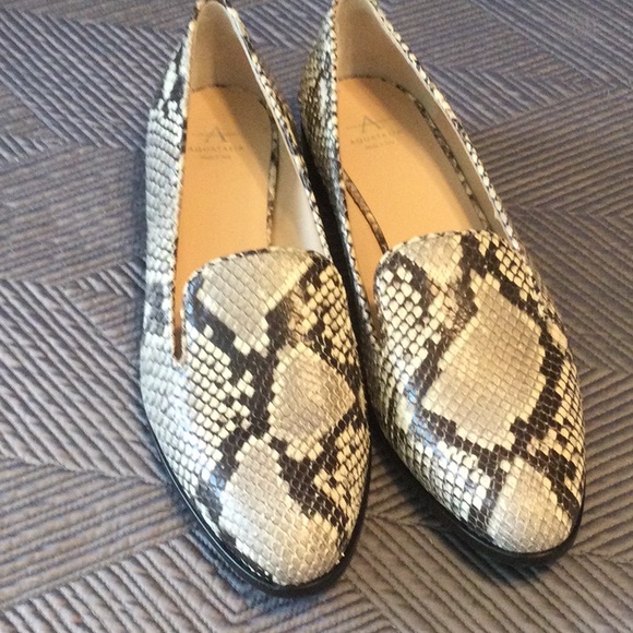 Aquatalia size 9.5 gray and black snake leather loafers for women - Picture 1 of 8